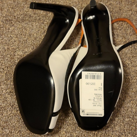 Shoes - Picture 3 of 4